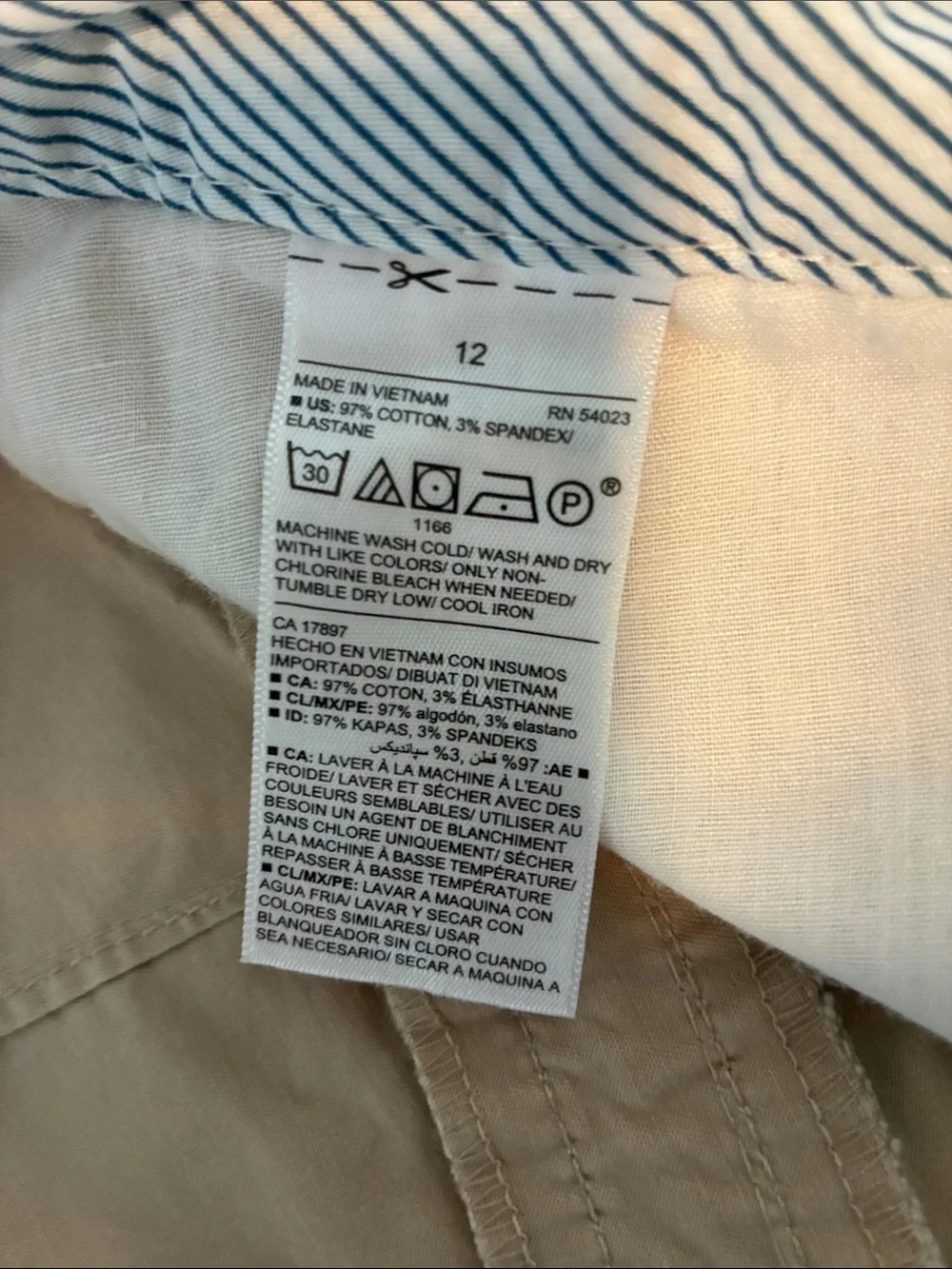 Old Navy Beige/Tan Women's Everyday Shorts
